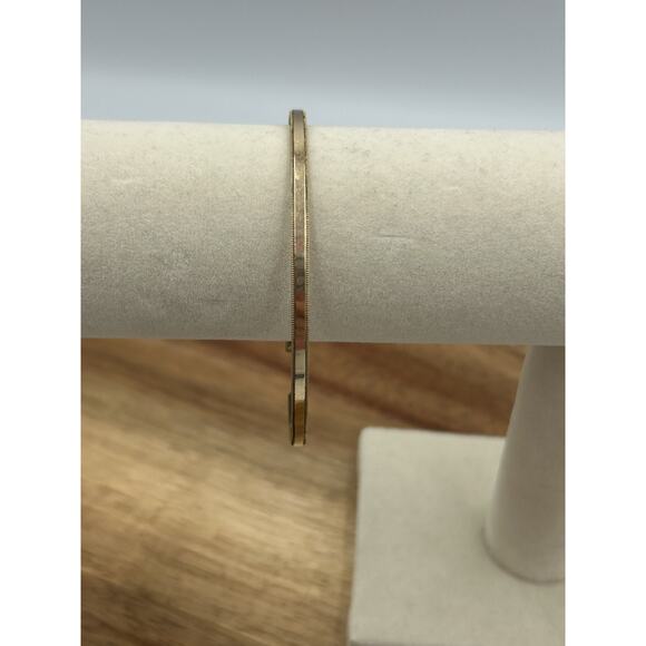 Vtg 14K Gold Filled Cuff Bangle Bracelet Milled Edge Marked Italy Dainty Classic - Picture 1 of 15